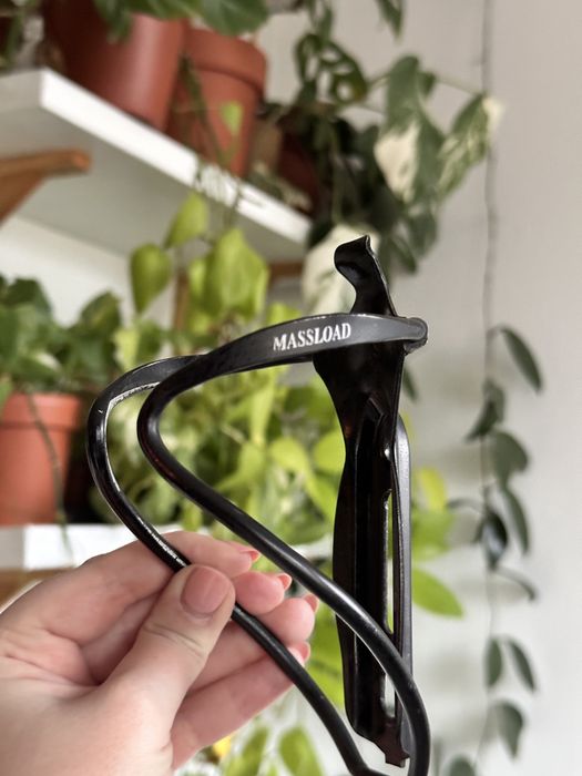 Uchwyt rowerowy na bidon Massload czarny