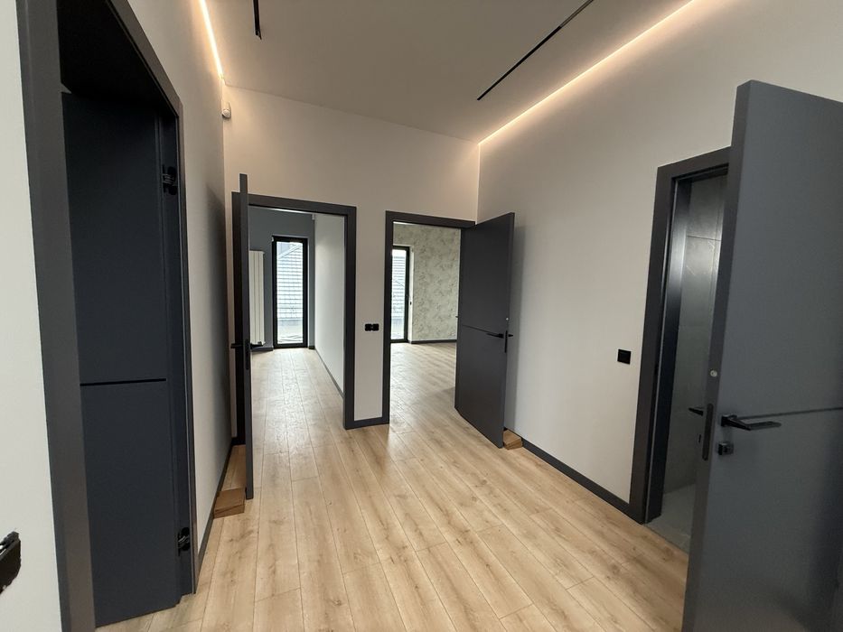 Окремий будинок особняк без комісії