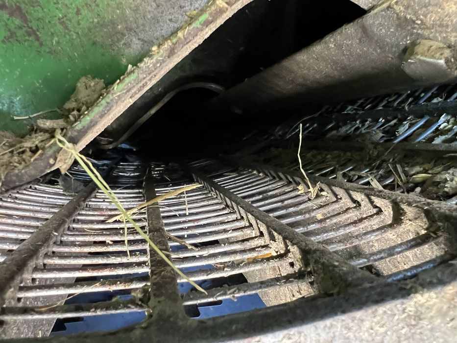 Комбайн JOHN DEERE 1052| Джон дір| 1700м/г| 3.05 жатка| Ідеальний стан