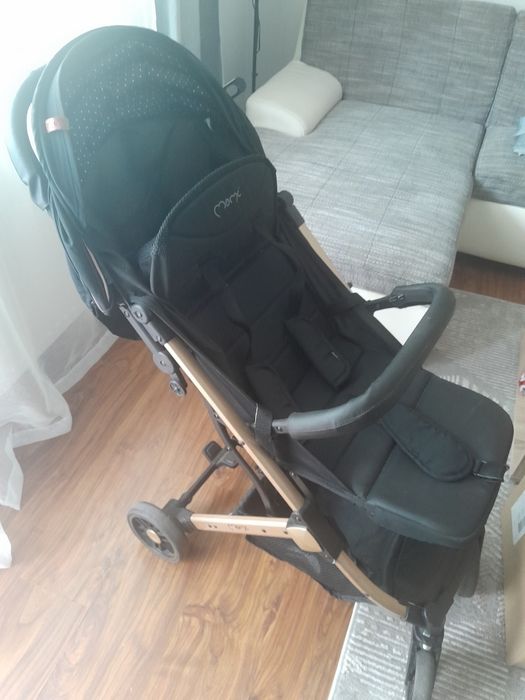 Wózek dziecięcy spacerówka