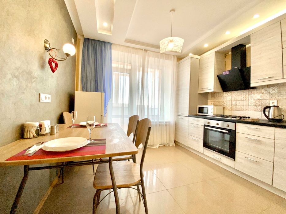 ApartPoltava2-кімн апарт. НОВОБУДОВА,закритий ПАРКІНГ.Звітні документи