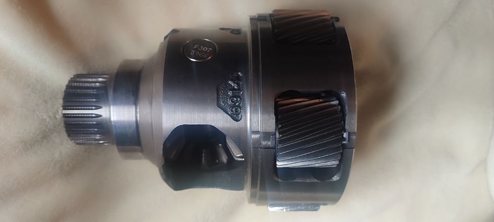 Дифференциал [4WD] FORD 8F35 JM5P-7F465-BF