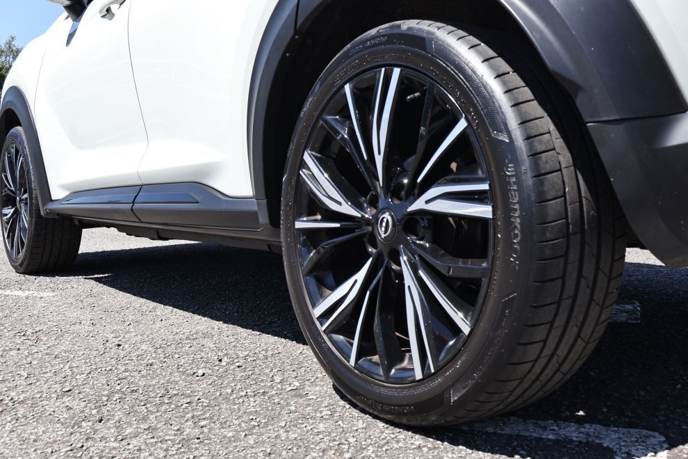 alt