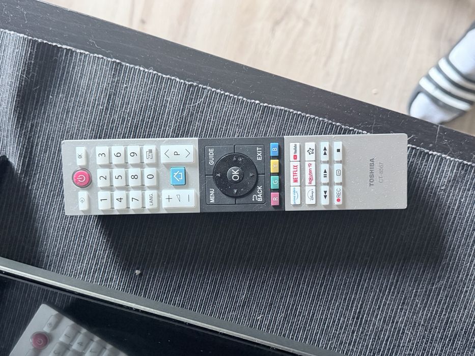 Telewizor 40" Toshiba 40LV2E63DG Smart TV VIDAA | Full HD | DVB-T2 / HEVC