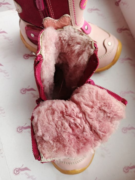 Чобітки для дівчинки