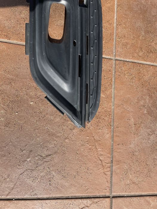 Renault Koleos II kratka halogenu lewa.