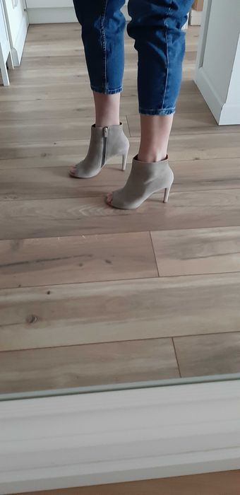 Botki, ryłko, szaryzamsz