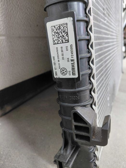 Chłodnice vw 2,0tdi 5Q0121251HQ 5Q0121251HM