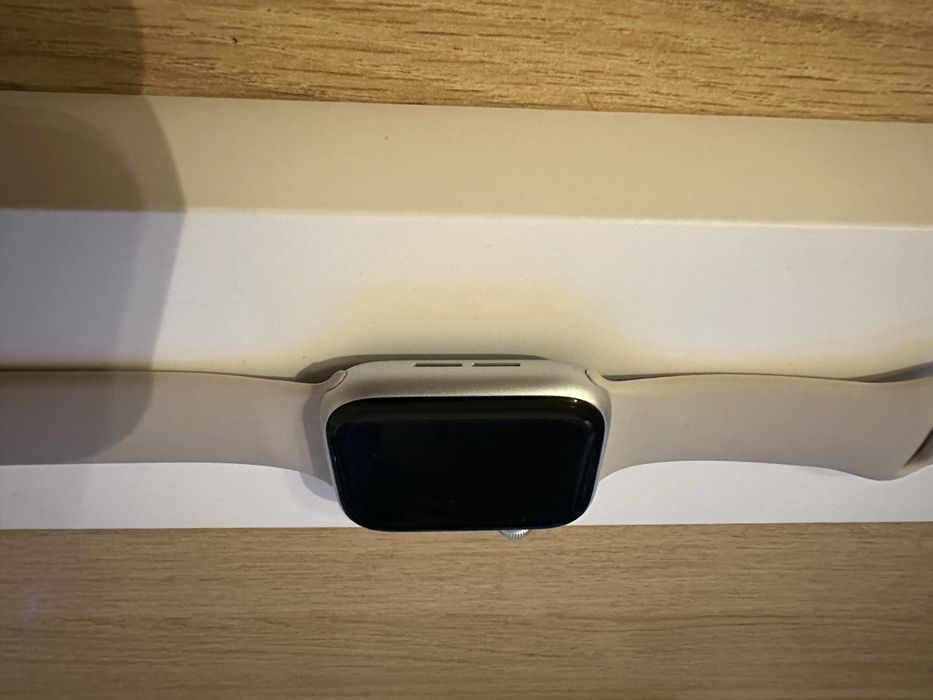 Apple Watch SE 44 mm Cellular LTE + 12 pasków + organizer | BD stan