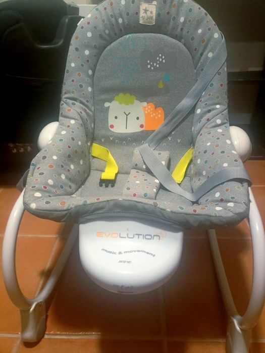 Cadeira baloiço e vibratória Jané