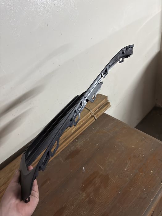 Peça Grelha para os Golf 7.5 GTI/GTD/GTE