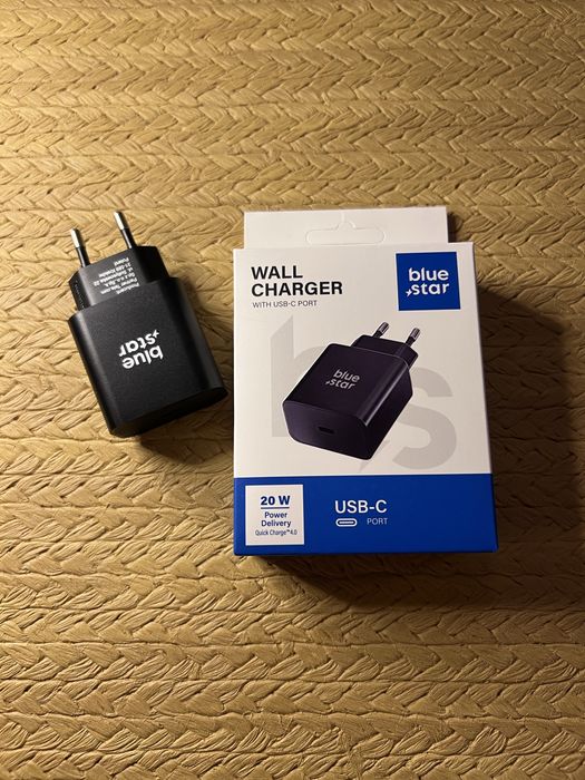 Ładowarka BLUESTAR USB-C do telefonu 20W czarna z szybkim ładowaniem / NOWA!