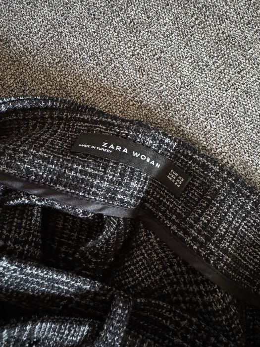 Трапецієвидна спідниця Zara