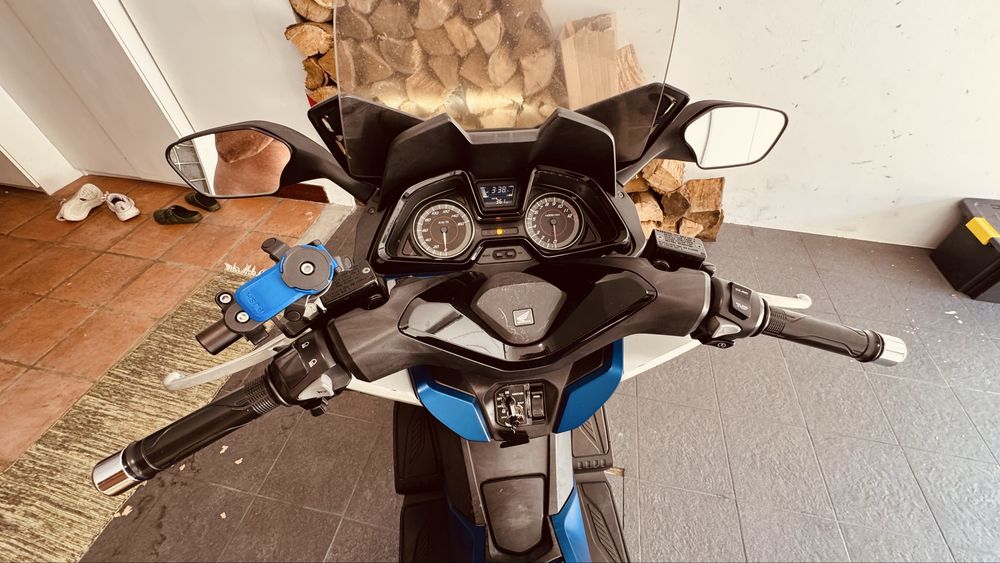 Honda Forza 125 2015
