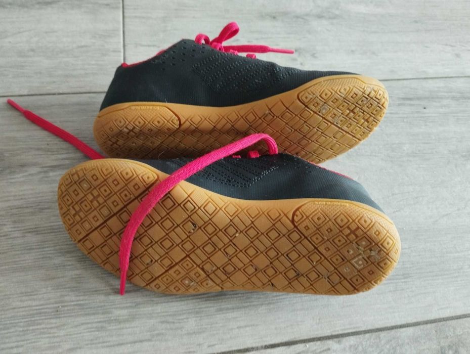 Buty halowe piłkarskie rozmiar 27