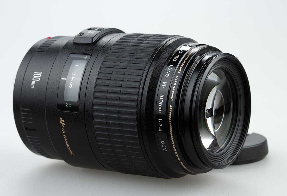 Сanon EF 100mm f/2.8 macro USM - макрооб’єктив для дзеркалок Сanon
