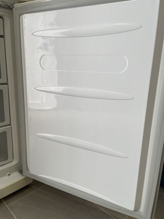Vendo frigorifico  LG combinado no frost