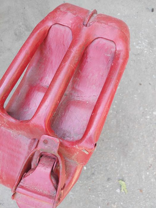 Металева Каністра