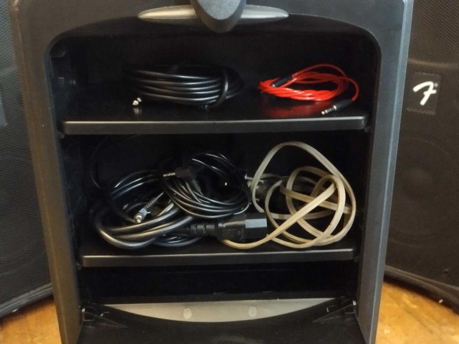 Conjunto de Som - Fender Passport 300 Pro