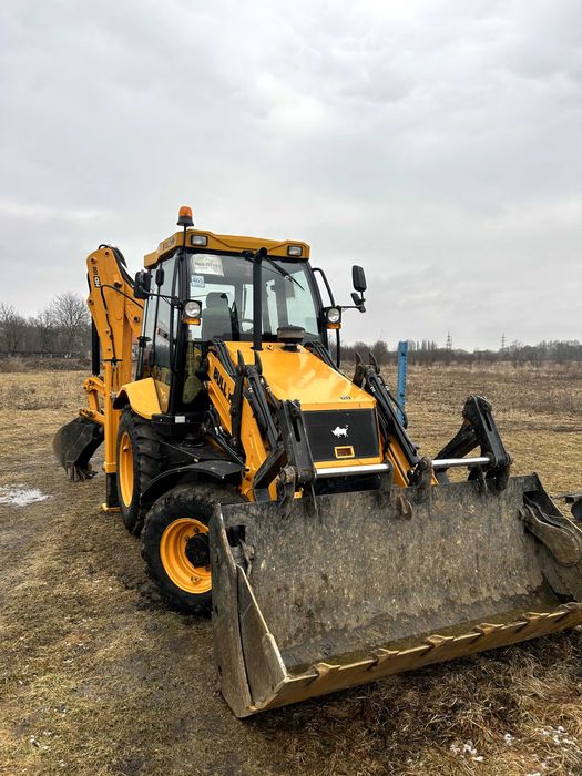 Оренда трактора з трактористом — Хмельницький