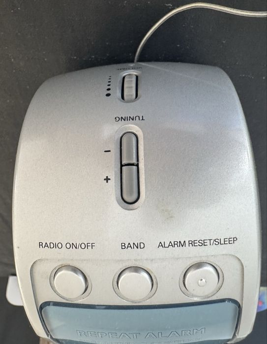 Rádio despertador PHILIPS!