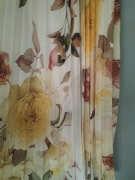 Piękna długa sukienka elegancka