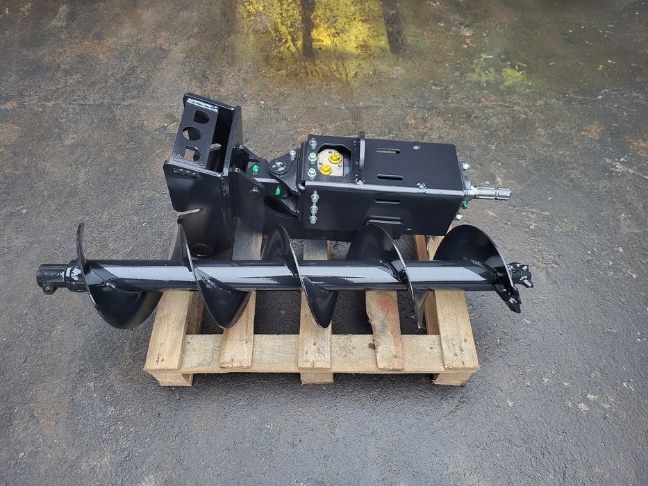 Wiertnica glebowa, przyłącze na przekaźnik wom szybkozłącze