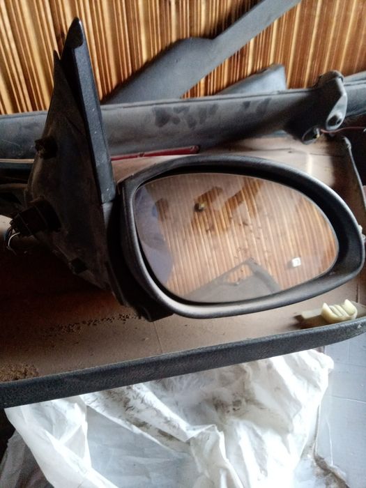 Продам пару дзеркал до opel vectra