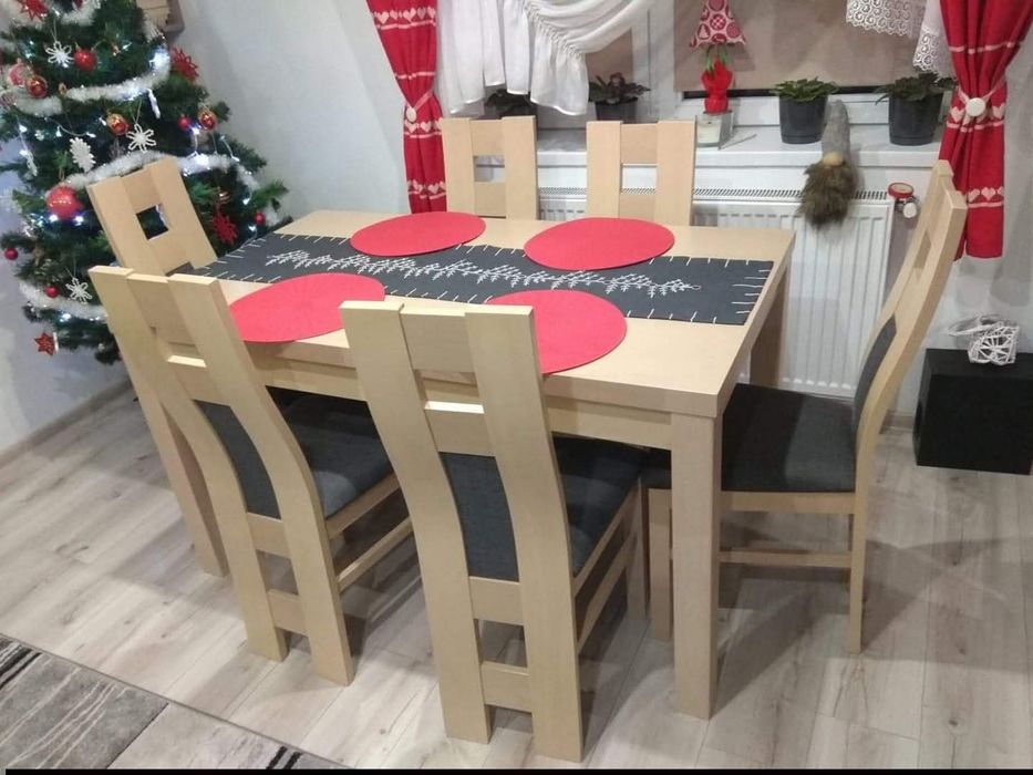 Stół plus 6 krzeseł. Zestaw