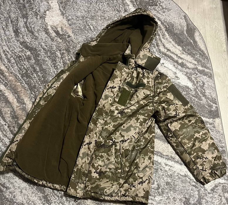 Одяг зимни різний