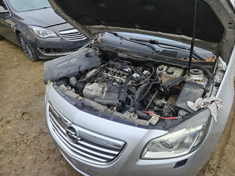 Бампер Капот Крило Фара Телевізор Двері Скло Стоп Опель БМВ Opel BMW