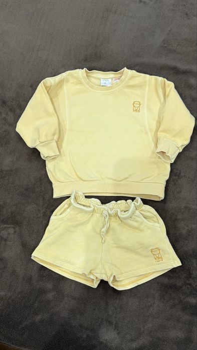 Продам комтюмчик zara