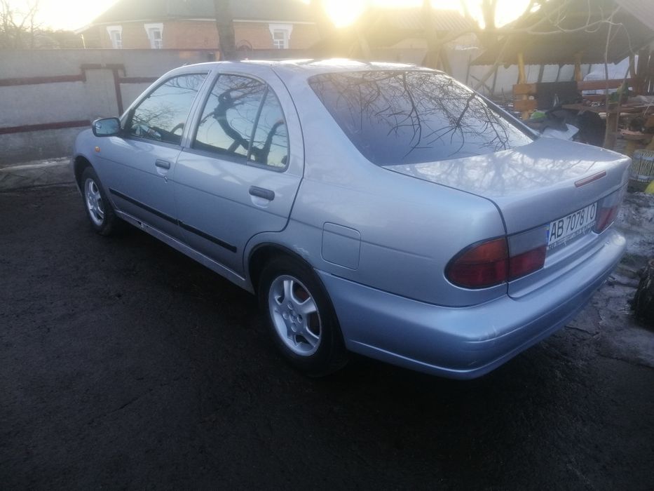 Nissan Almera N15 1996