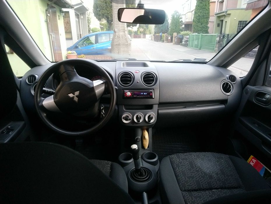 Mitsubishi colt 1,3