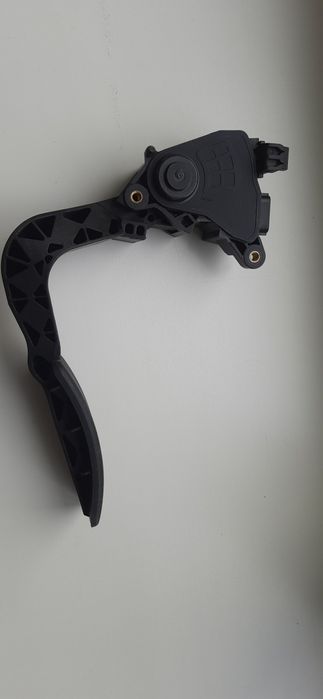 Педаль газа Renault Megane 3