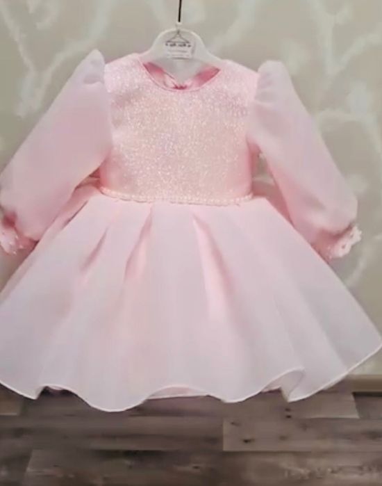 Продам дитячу святкову сукню