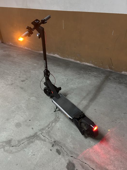 Trotinete elétrica NAVEE S40