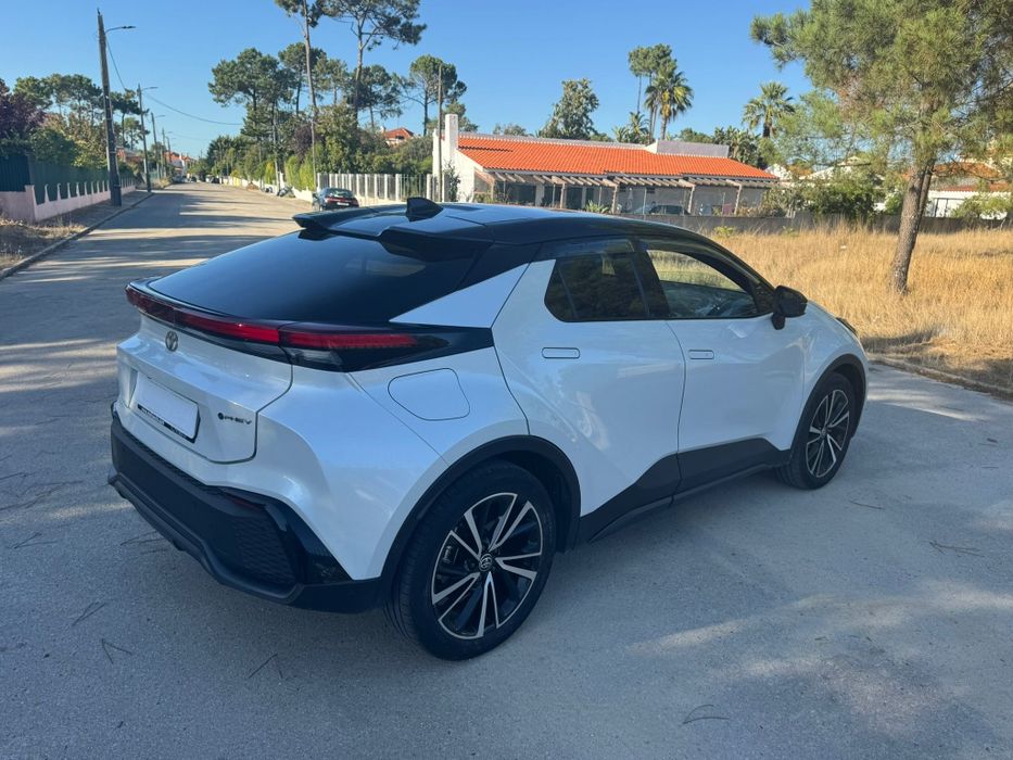 Toyota CHR Hibrido 2.0 Plug-in Dynamic force versão Lounge