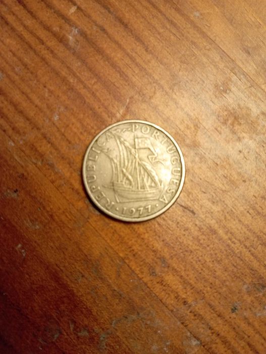 Moedas 5 Escudos Portugal anos 1967 a 1985