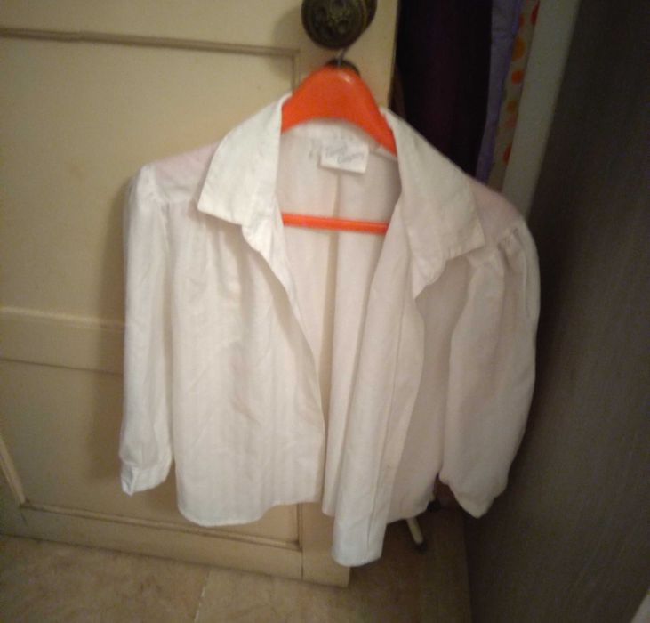 Vendo Camisa Branca