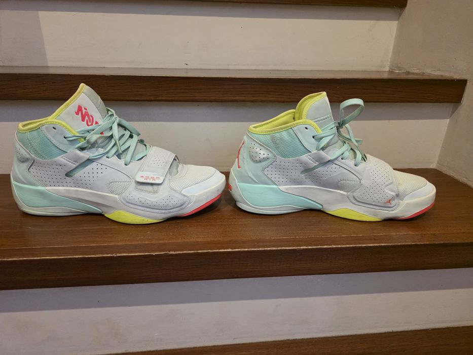 Jordan Air Zion 2 GS Spring Hoops EUR 46
Air Jordan Jordan Z