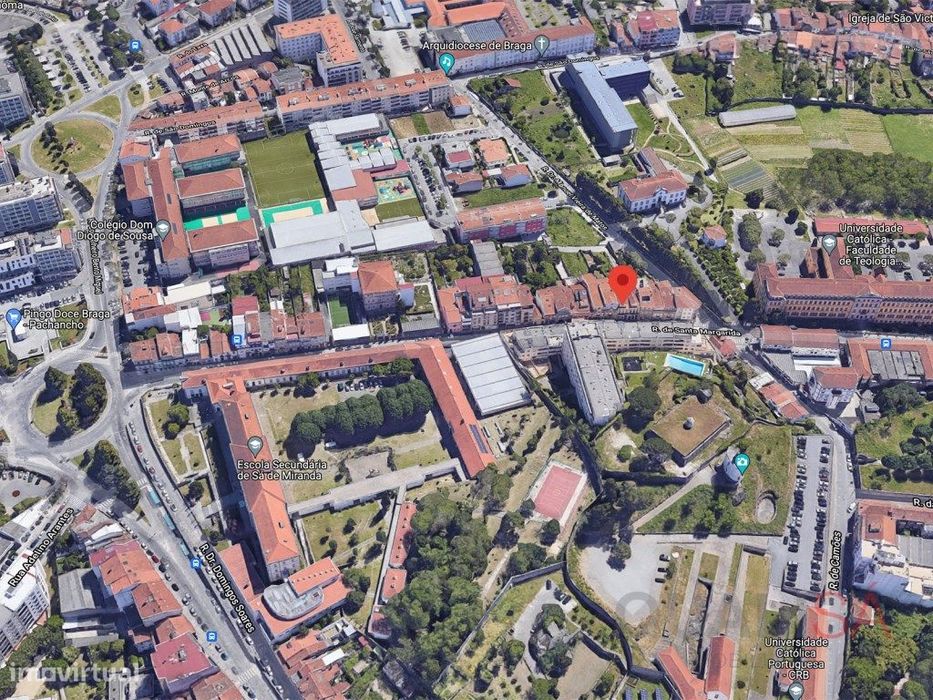 Apartamento T3 novo com lugar de garagem no centro de Braga, na Rua...
