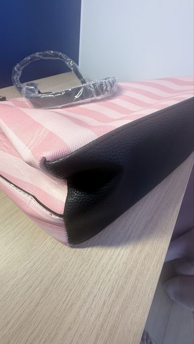 Damska torba shopperka Victoria's Secret Iconic Stripe Tote Bag