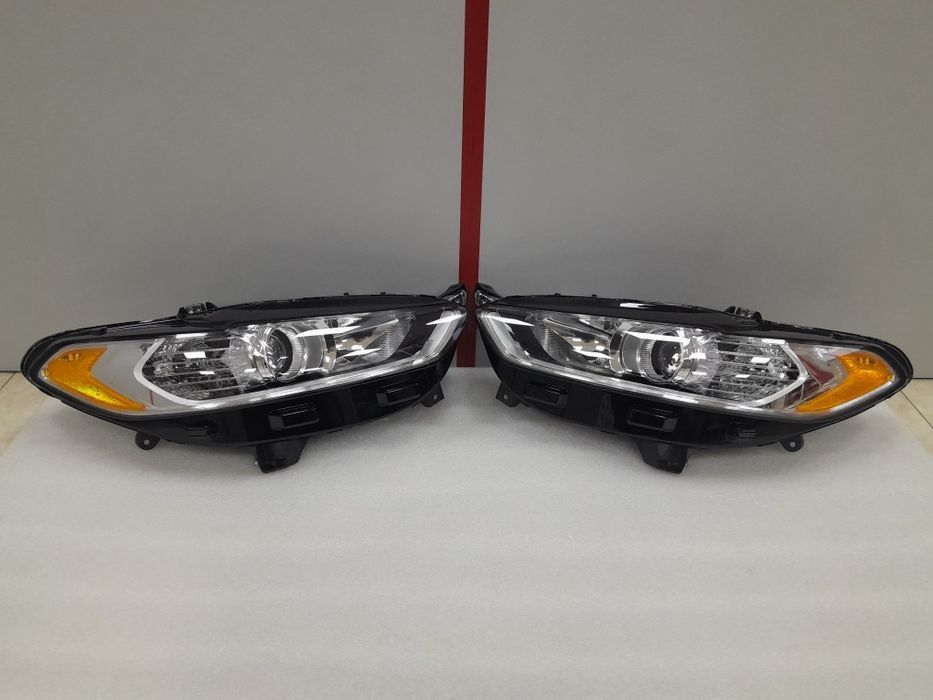 Передня фара Ford Fusion 13p- USA