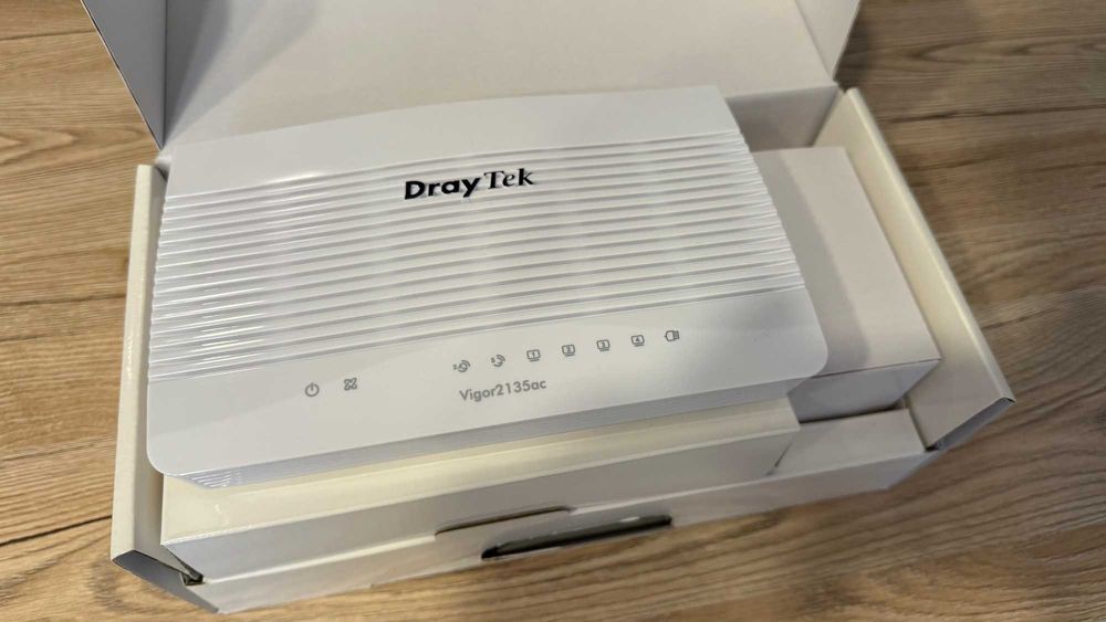 Router DrayTek Vigor 2135