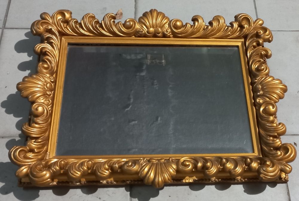 Espelho em talha dourada - impecável