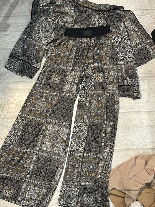 Lior костюм с-хс новий