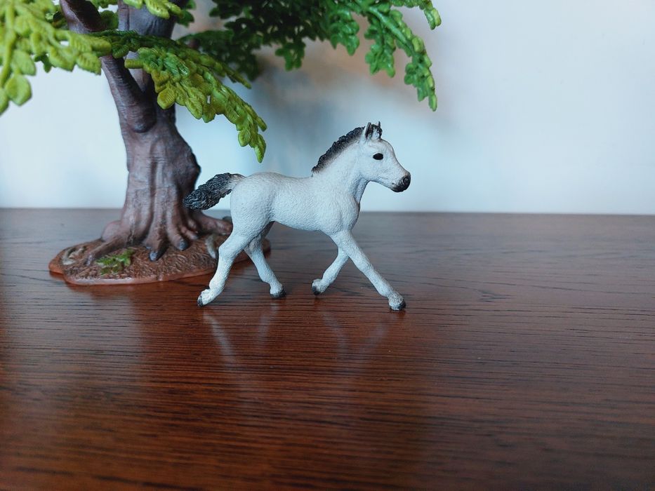 Źrebak schleich figurka