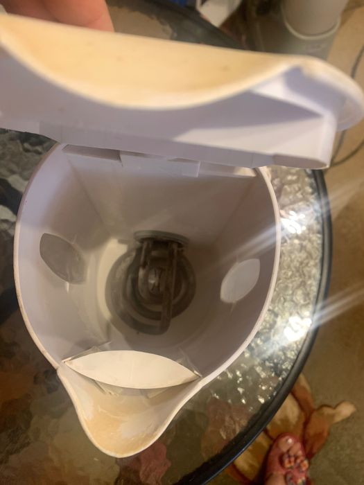 Электрочайник Clatronic