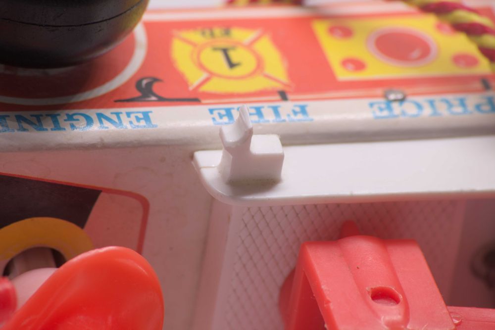 Brinquedo Vintage Fisher Price Fire Engine (carrinho de bombeiros)